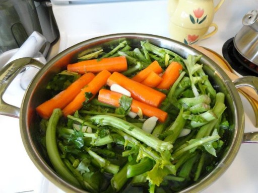 Lina's Vegetable Broth
