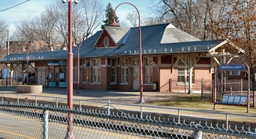 Montreal_West_-_AMT_Train_Station