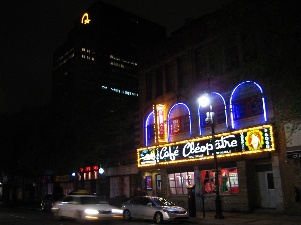 Cafe Cleopatre Montreal at night