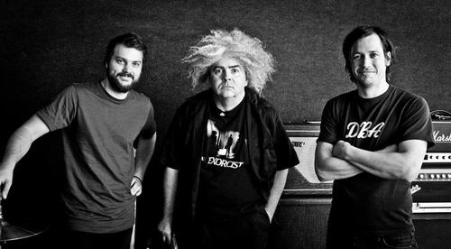 Aikin (left) and Allen with Buzz Osborne (centre) of the Melvins. Photo by producer Toshi Kasai.